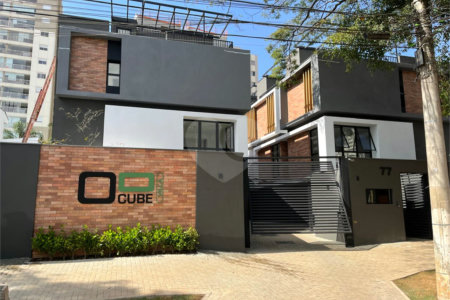 Casa à venda com 2 suítes no condomínio Cube Villa, São Paulo - SP
