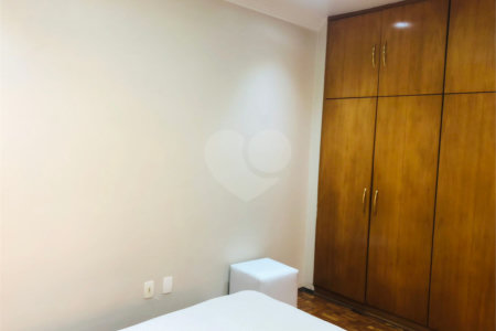 Casa Térrea à venda com 3 quartos, sendo 1 suíte,  em Vila Industrial, Mogi das Cruzes, SP