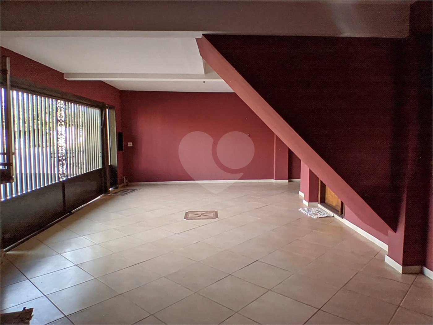 Casa à venda com 4 quartos, sendo 1 suíte, em Valentina Figueiredo, Ribeirão Preto, SP