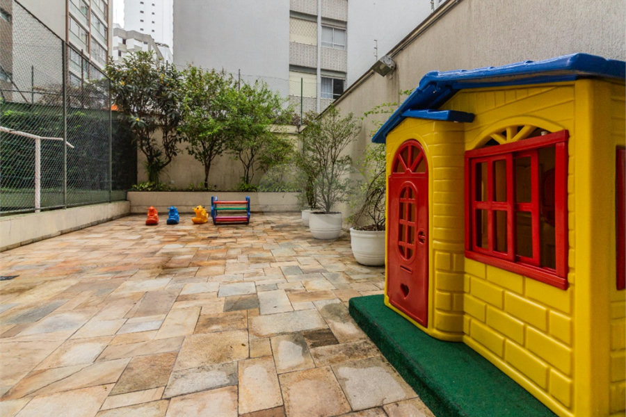 Apartamento à venda com 3 quartos, sendo 1 suíte,  em Paraíso, São Paulo, SP
