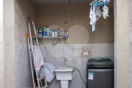 Casa à venda com 5 quartos, sendo 2 suítes, em Parque Continental Ii, Guarulhos, SP
