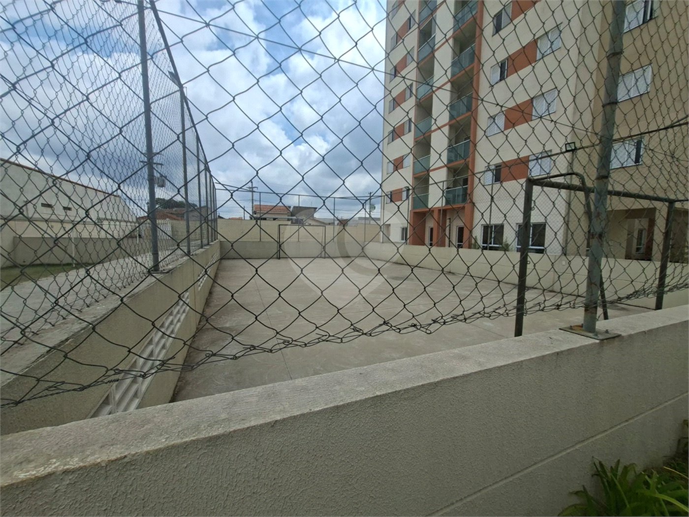 Apartamento à venda ou para alugar com 3 quartos, sendo 1 suíte, em Vila Macia, Itapetininga, SP