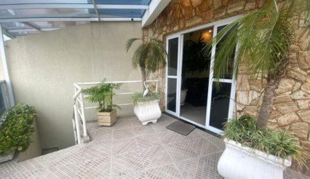 Sobrado à venda com 3 quartos, sendo 1 suíte,  em Horto, São Paulo, SP