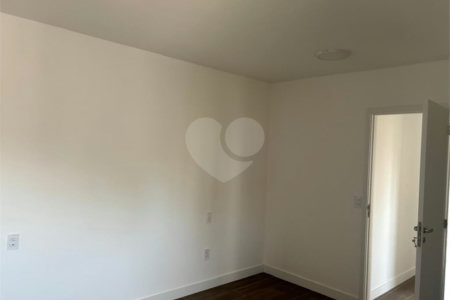 Apartamento à venda com 2 suítes em Vila Guiomar, Santo André, SP