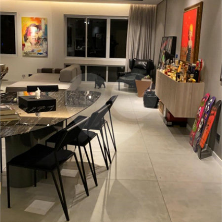 Apartamento à venda com 2 quartos, sendo 1 suíte, em Higienópolis, São Paulo, SP