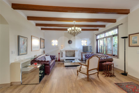 Casa Térrea à venda com 3 suítes em Granja Julieta, São Paulo, SP
