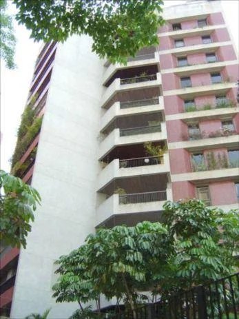Apartamento à venda com 3 suítes em Real Parque, São Paulo, SP