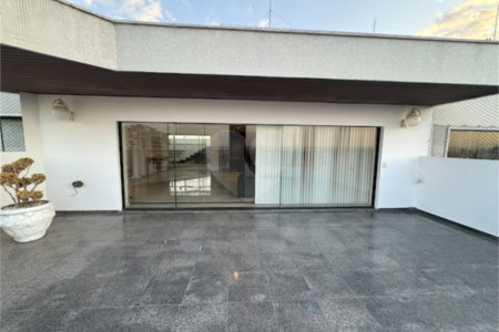 Cobertura à venda ou para alugar com 5 quartos, sendo 4 suítes, em Santo Amaro, São Paulo, SP