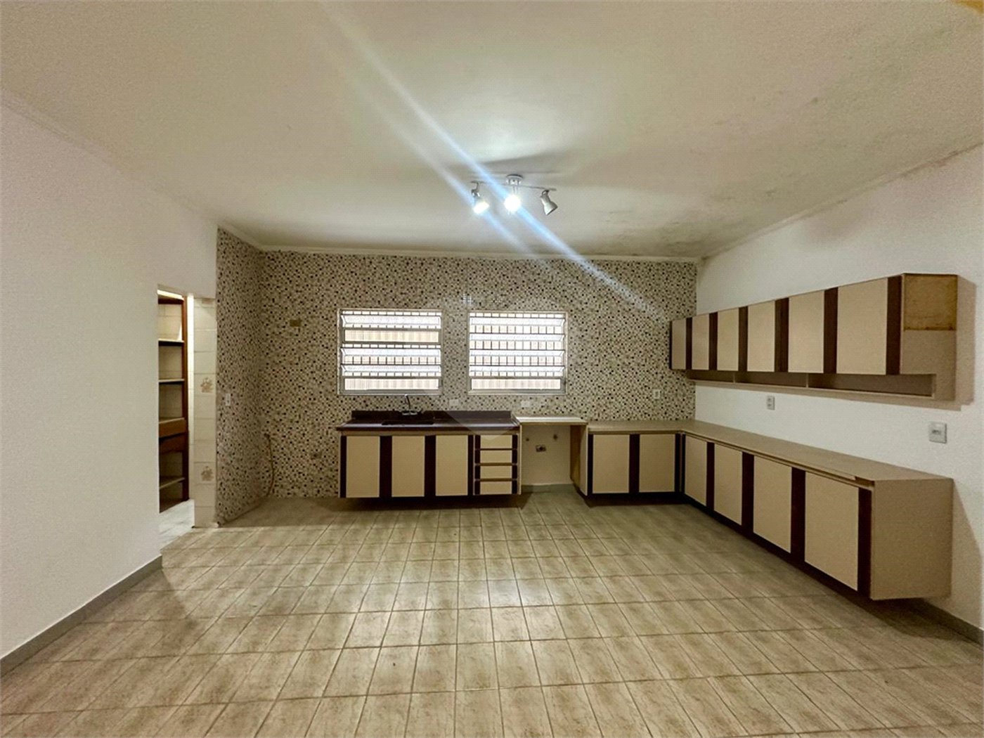 Sobrado à venda com 3 suítes em Santa Teresinha, São Paulo, SP