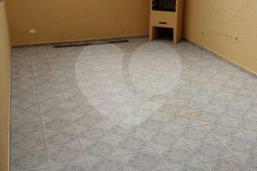 Sobrado à venda com 4 quartos, sendo 1 suíte, em Vila Nova Cachoeirinha, São Paulo, SP