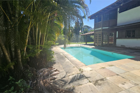 Casa em condomínio à venda com 5 quartos, sendo 3 suítes, em Barra da Tijuca, Rio de Janeiro, RJ
