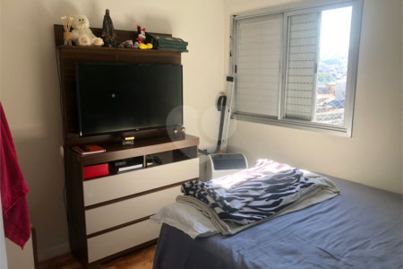 Apartamento à venda com 3 quartos, sendo 1 suíte, em Jardim Mariliza, São Paulo, SP