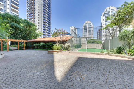 Apartamento à venda com 4 quartos, sendo 1 suíte, em Alto da Boa Vista, São Paulo, SP