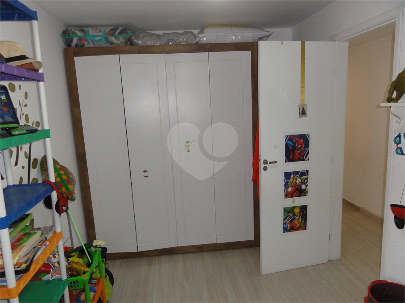 Sobrado à venda com 3 quartos, sendo 1 suíte, em Tremembé, São Paulo, SP