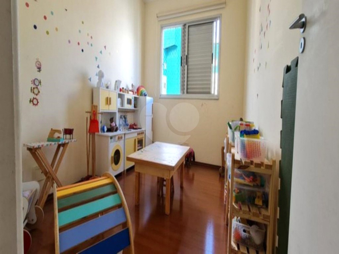 Apartamento à venda com 3 quartos, sendo 1 suíte,  em Vila Gilda, Santo André, SP