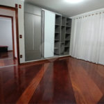 Casa à venda com 5 quartos, sendo 3 suítes, em Vila Santista, Atibaia, SP