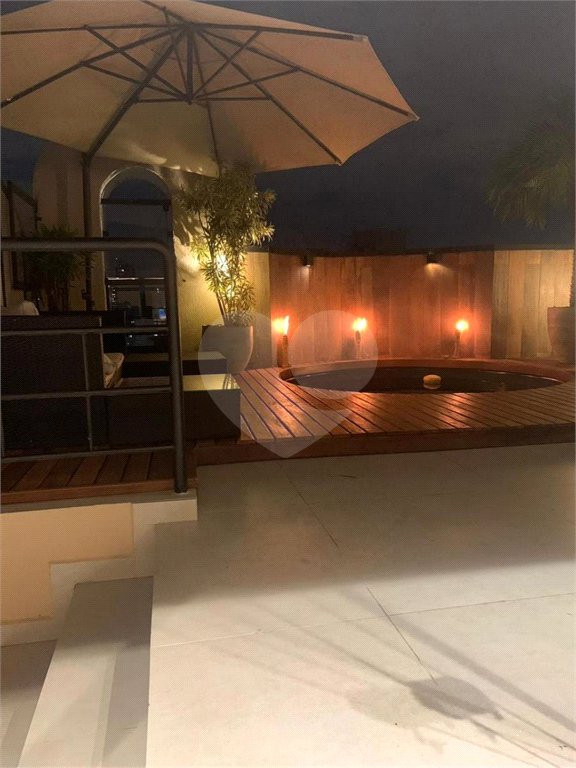 Cobertura à venda com 3 quartos, sendo 1 suíte,  em Vila Andrade, São Paulo, SP