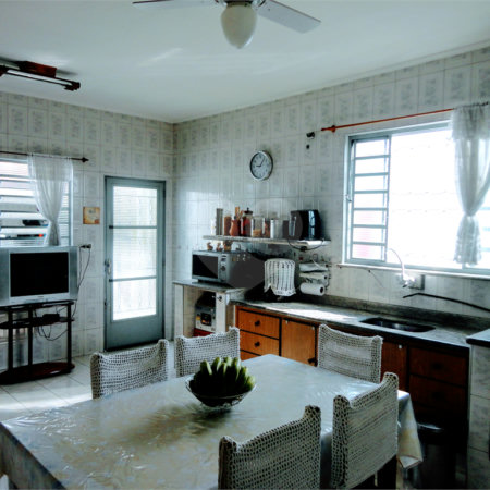 Casa à venda com 3 quartos em Vila Clayton, Valinhos, SP