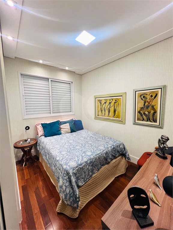Apartamento à venda com 3 quartos, sendo 1 suíte, em Alto da Boa Vista, São Paulo, SP