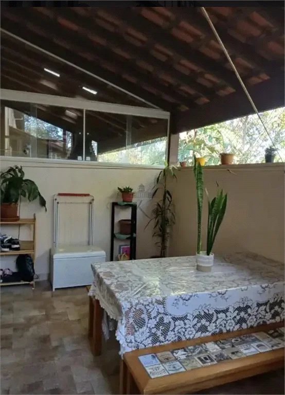Casa de Vila à venda com 2 suítes no condomínio Parque Ipê Vermelho, Sorocaba - SP