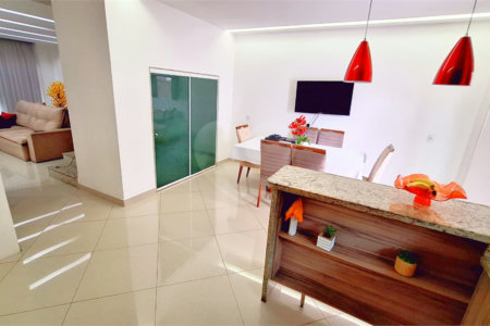 Casa à venda com 2 suítes no condomínio Residencial Vale das Palmeiras, Rio de Janeiro - RJ