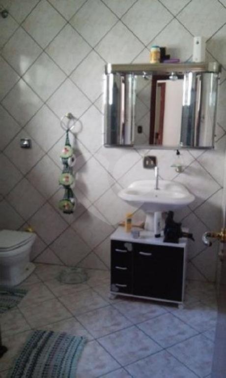 Casa à venda com 4 quartos, sendo 1 suíte, em Wanel Ville, Sorocaba, SP