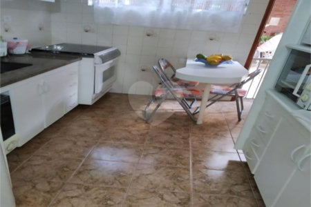 Sobrado à venda com 3 quartos, sendo 2 suítes, em Jardim Santa Emília, São Paulo, SP