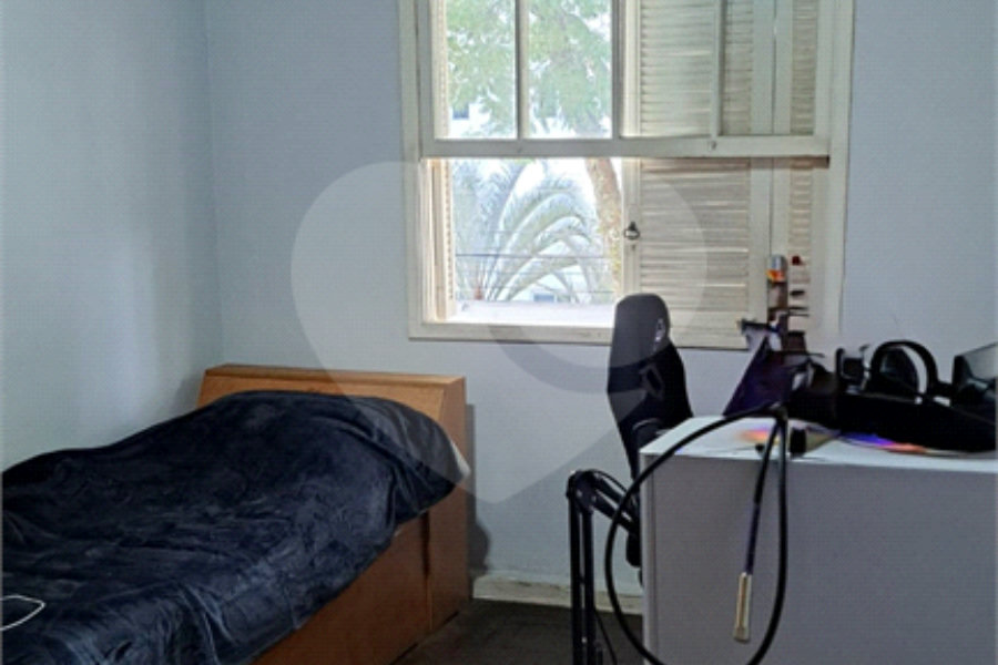 Casa à venda com 3 quartos em Vila Guarani, São Paulo, SP