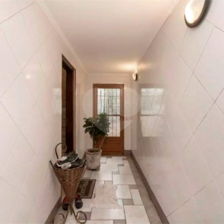 Sobrado à venda com 3 quartos, sendo 1 suíte, em Tremembé, São Paulo, SP