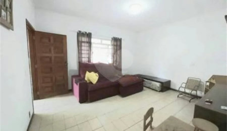 Casa à venda com 3 quartos, sendo 1 suíte,  no Centro, Vinhedo, SP