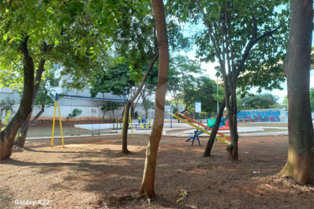 Sobrado à venda com 3 quartos, sendo 1 suíte, em Guaiaúna, São Paulo, SP