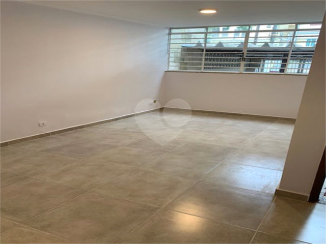 Sobrado à venda com 3 quartos em Brooklin, São Paulo, SP