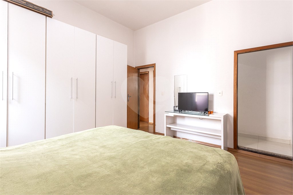 Apartamento à venda com 4 quartos, sendo 2 suítes, em Bela Vista, São Paulo, SP