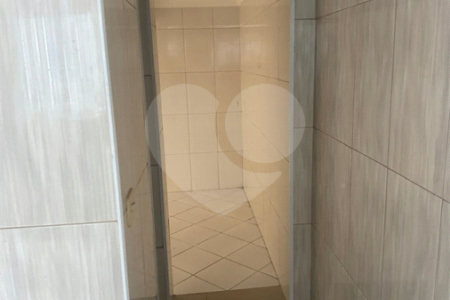 Sobrado à venda com 5 quartos em Bela Vista, Osasco, SP