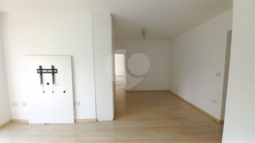 Apartamento à venda com 3 quartos, sendo 1 suíte,  em Vila Indiana, São Paulo, SP