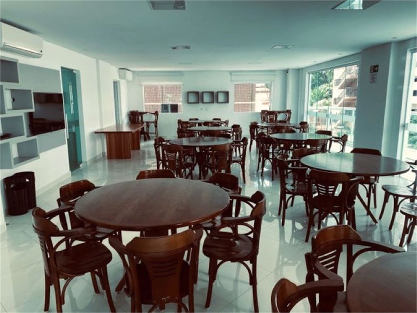 Apartamento Residencial à venda, Centro, Guarujá - AP0847.