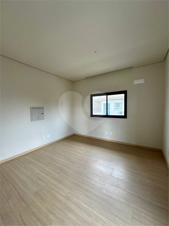 Casa à venda com 3 suítes no condomínio Belvedere I, Votorantim - SP