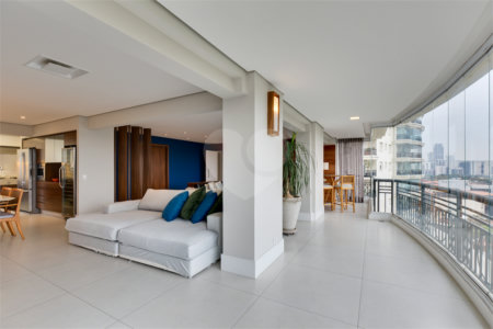 Apartamento para alugar com 4 suítes em Granja Julieta, São Paulo, SP
