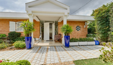 Casa Térrea à venda com 4 suítes em Chácara Flora, São Paulo, SP