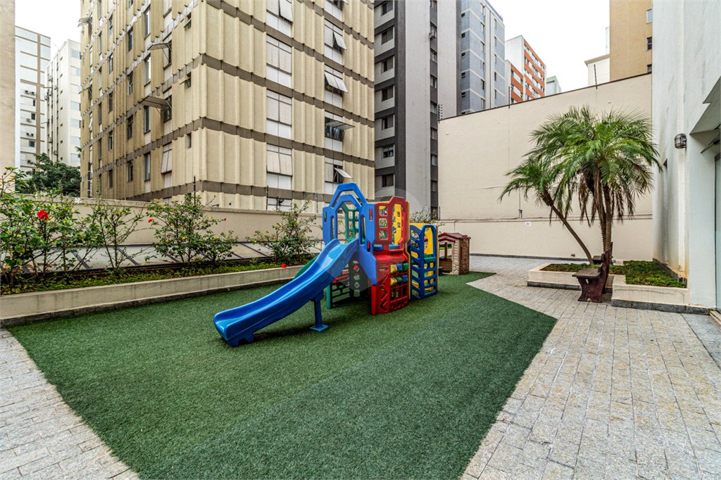 Apartamento à venda ou para alugar com 3 quartos, sendo 1 suíte,  em Itaim Bibi, São Paulo, SP