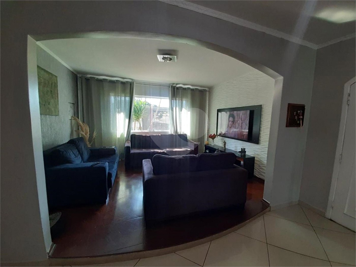 Sobrado à venda com 4 quartos, sendo 2 suítes, em Tremembé, São Paulo, SP