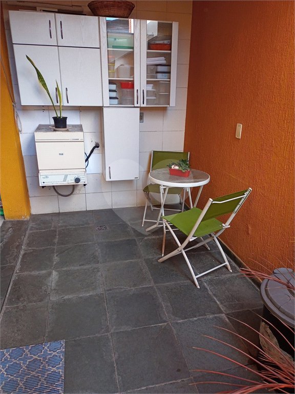 Sobrado à venda com 3 quartos em Jardim Colombo, São Paulo, SP