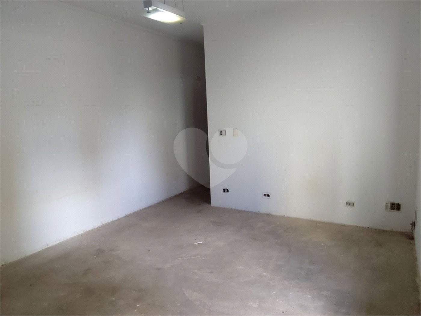 Casa à venda com 2 quartos, sendo 1 suíte, em Parada Inglesa, São Paulo, SP