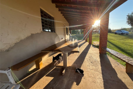 Sítio à venda com 3 quartos, sendo 1 suíte,  em Canta Galo, Itapetininga, SP