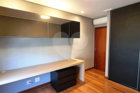 Apartamento à venda com 4 quartos, sendo 3 suítes, em Santana, São Paulo, SP