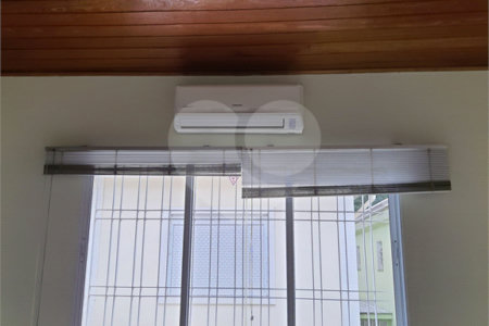 Sobrado à venda com 3 quartos, sendo 1 suíte,  em Jardim Bonfiglioli, São Paulo, SP