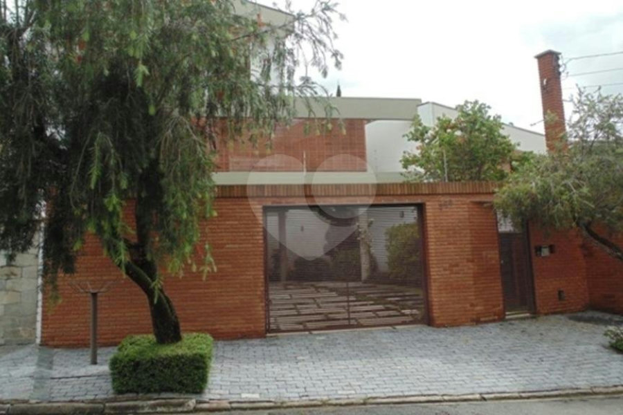Sobrado à venda com 4 quartos, sendo 3 suítes,  em Jardim Franca, São Paulo, SP