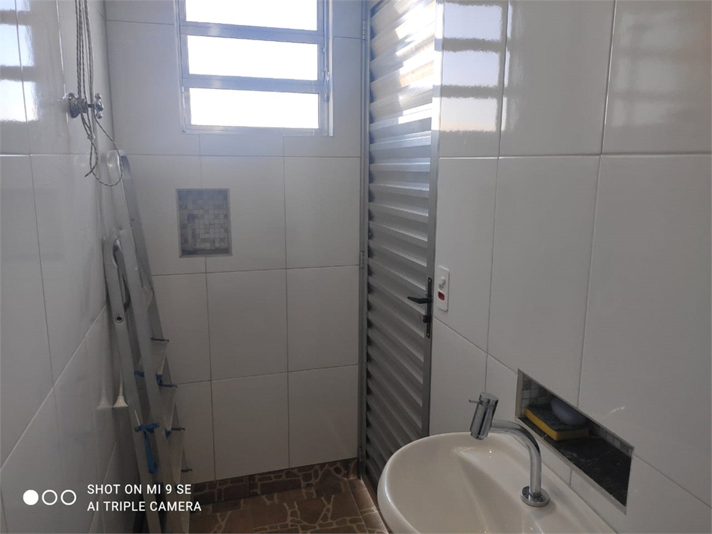 Sobrado à venda com 1 suíte em Jardim Luciana, Itaquaquecetuba, SP