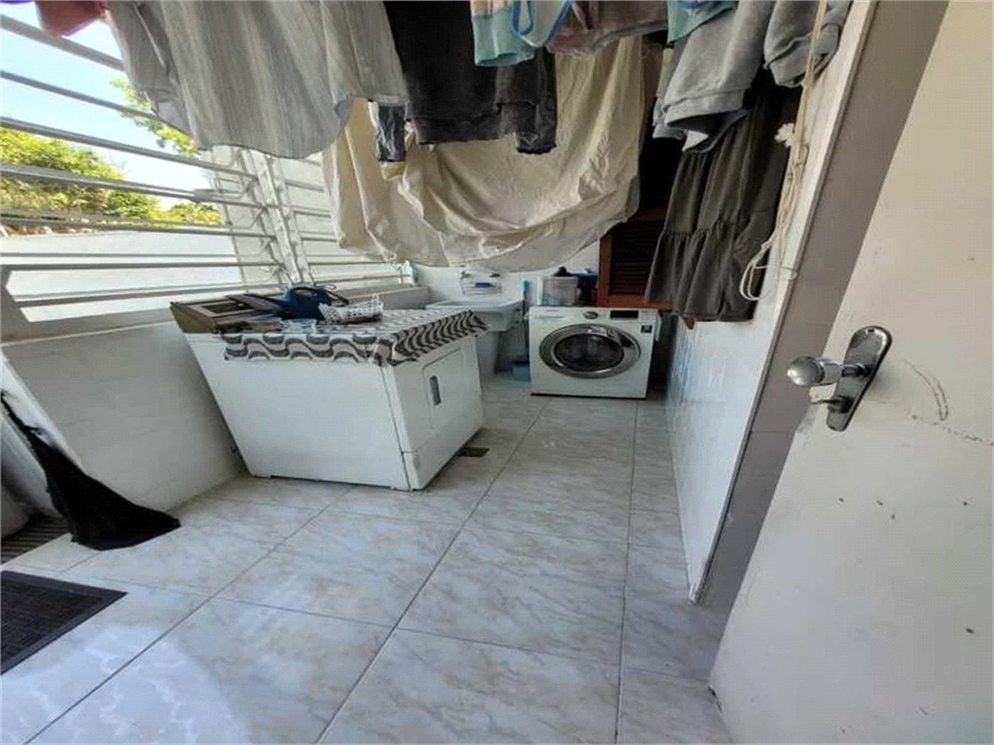 Sobrado à venda com 6 quartos, sendo 2 suítes, em Vila Romana, São Paulo, SP