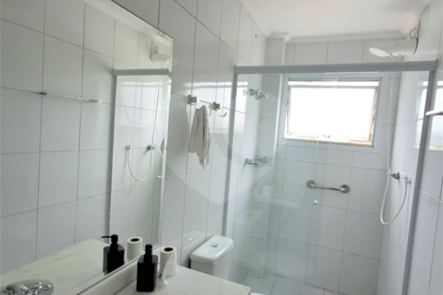 Apartamento à venda com 1 quarto em Vila Alzira, Guarujá, SP